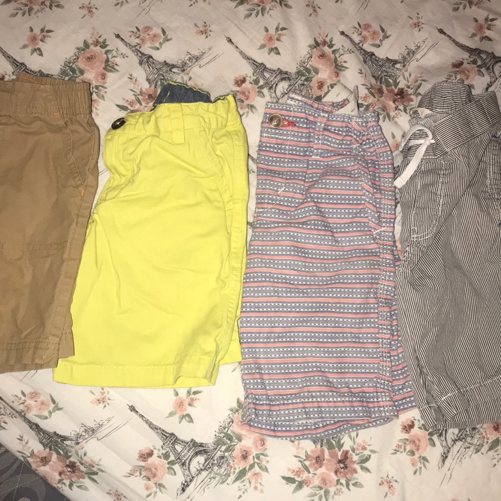 Boys 5T shorts